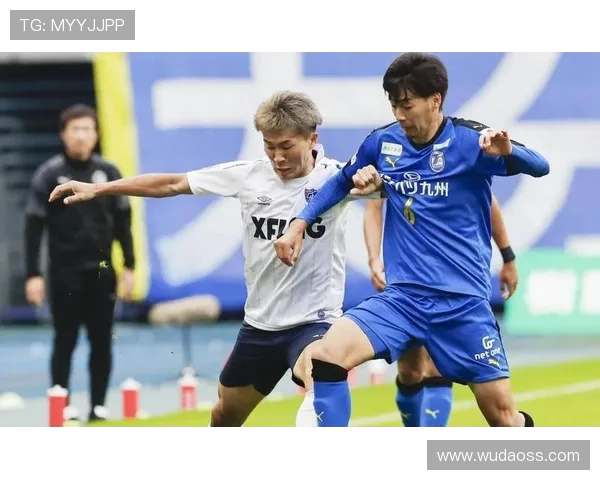 冈山绿雉与长琦的精彩对决揭示了足球战术与团队协作的重要性