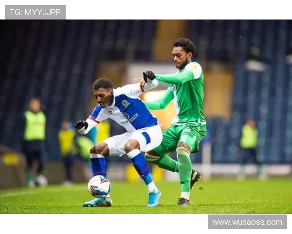 布莱克本与罗瑟激战正酣谁能在这场较量中脱颖而出